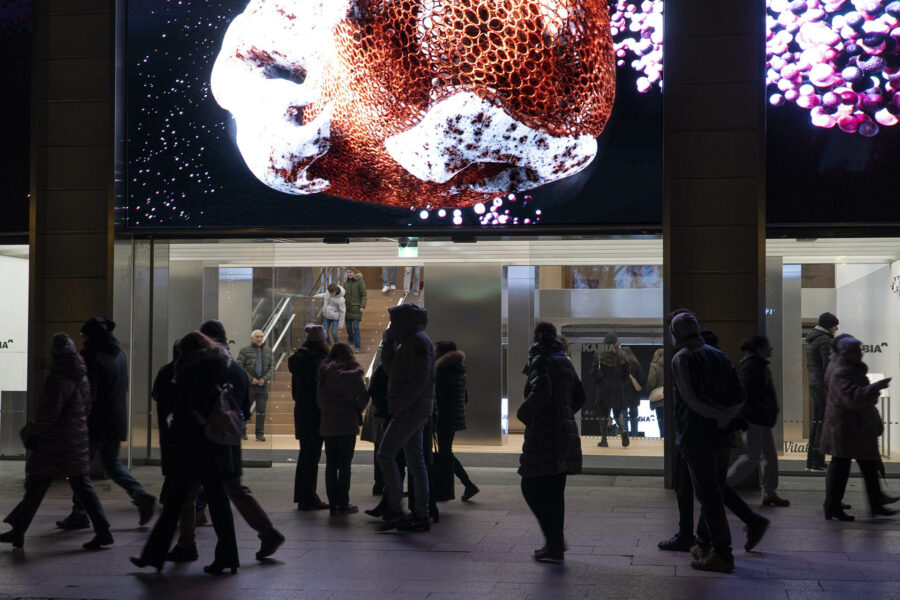 LIMINAL Instalación de arte digital basada en datos en la fachada LED del centro cultural ARKABIA
